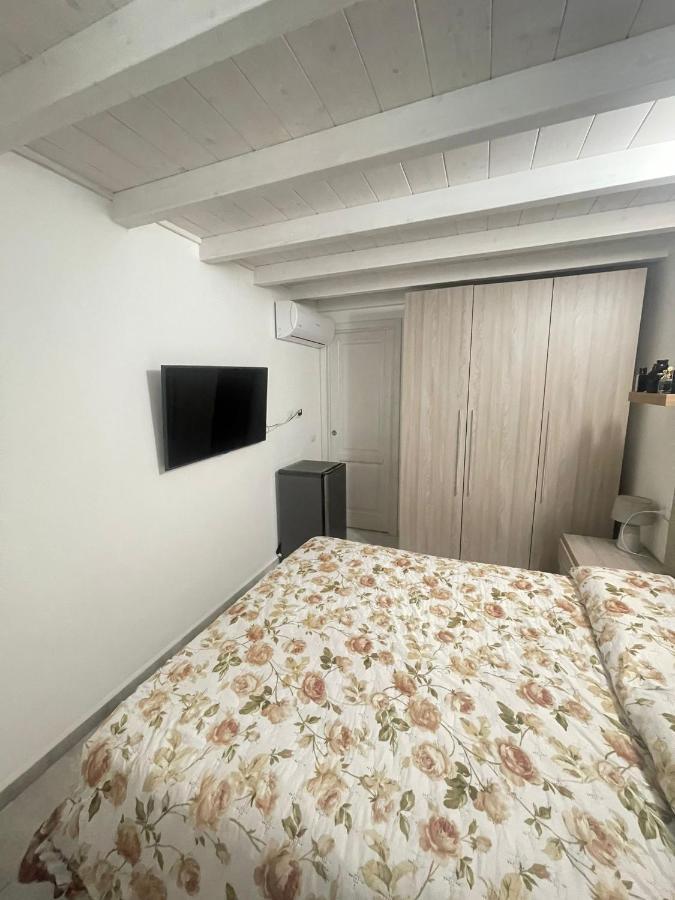 라 칼레타 La Perla Del Mare 2 B&B 외부 사진